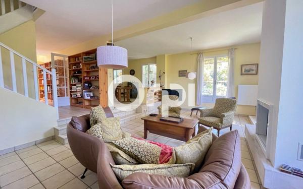 Maison à vendre    5 pièces • 133 m2 Eybens