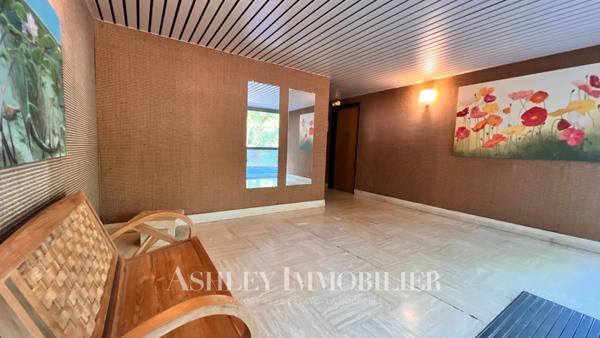 A VENDRE APPARTEMENT TYPE 2 QUARTIER LA GENETTE