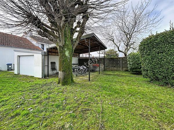 Maison à vendre à Rezé - 4 pièces, 3 chambres, bon état