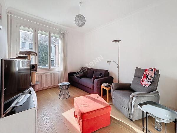 Maison à vendre à Rezé - 4 pièces, 3 chambres, bon état