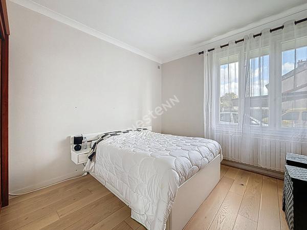 Maison à vendre à Rezé - 4 pièces, 3 chambres, bon état