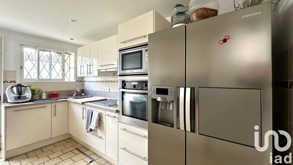 Maison 11 pièces de 241 m² à Andernos-les-Bains (33510)