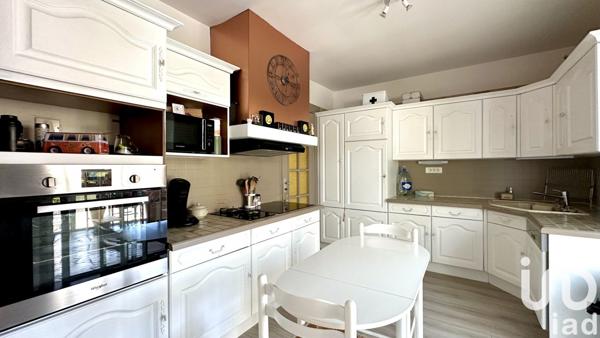 Maison 11 pièces de 241 m² à Andernos-les-Bains (33510)