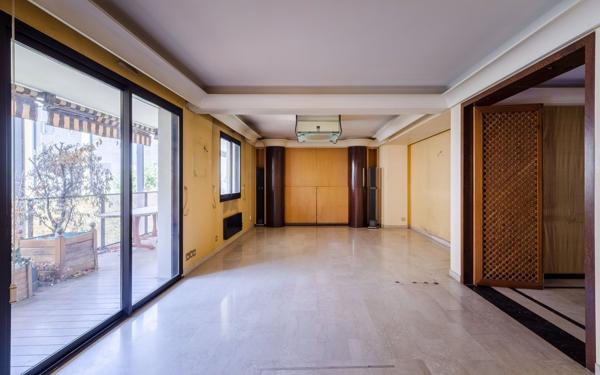 Appartement à vendre    5 pièces • 170 m2 Lyon 6