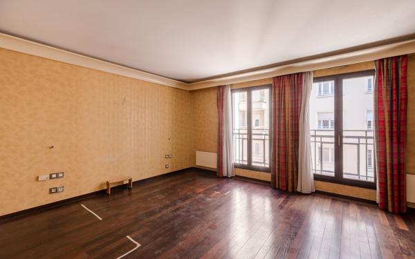 Appartement à vendre    5 pièces • 170 m2 Lyon 6