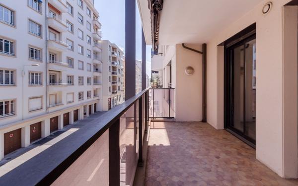Appartement à vendre    5 pièces • 170 m2 Lyon 6
