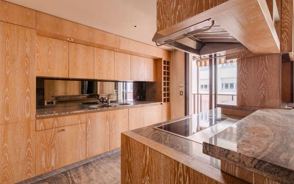 Appartement à vendre    5 pièces • 170 m2 Lyon 6