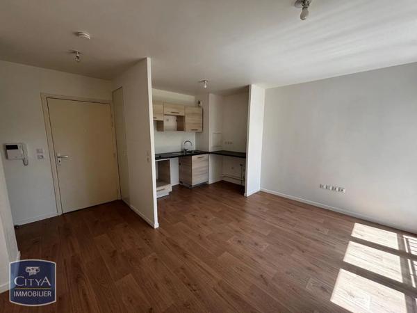 Appartement à louer 2 pièces 42.39m² Quincy-sous-Sénart (91480)