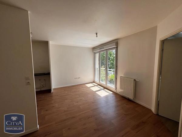 Appartement à louer 2 pièces 42.39m² Quincy-sous-Sénart (91480)