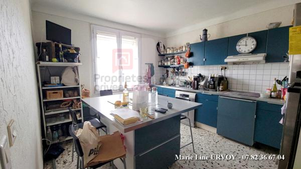 13550 NOVES - Maison 108m²  - 3 chambres - dépendances 160m² - jardin
