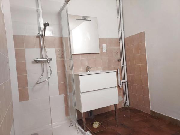 A louer, appartement rénové à DAMAZAN