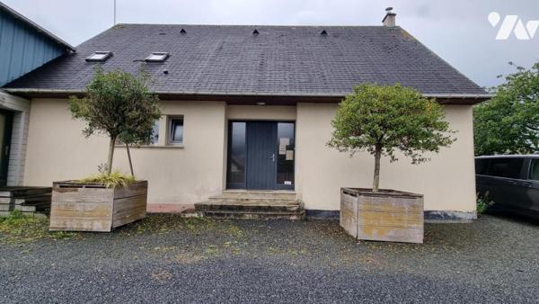 A proximité de Saint-Lo, LOCAL et BUREAUX