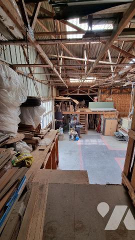 A proximité de Saint-Lo, LOCAL et BUREAUX