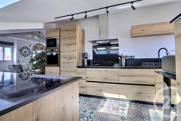 Appartement T4 à vendre  4 pièces - 100 m2 ST RAPHAEL - 83