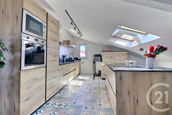 Appartement T4 à vendre  4 pièces - 100 m2 ST RAPHAEL - 83