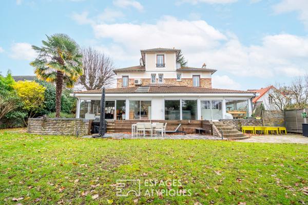 Demeure de prestige dans un parc arboré