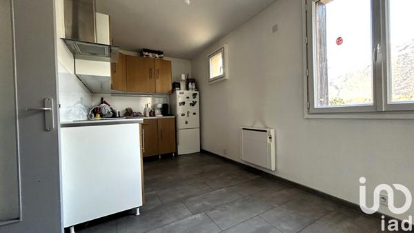 Appartement 2 pièces de 55 m² à Vizille (38220)