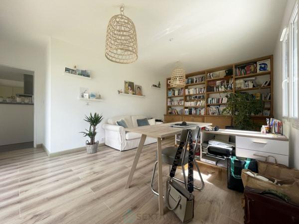 MAISON CONSTRUITE EN 2010 DE 198M² SUR UNE PARCELLE DE PLUS DE 6590M²