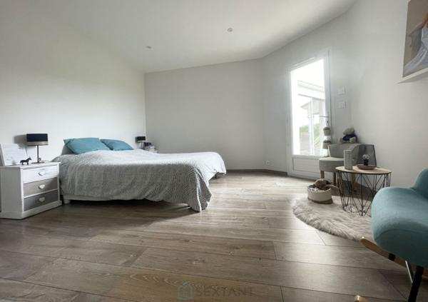 MAISON CONSTRUITE EN 2010 DE 198M² SUR UNE PARCELLE DE PLUS DE 6590M²