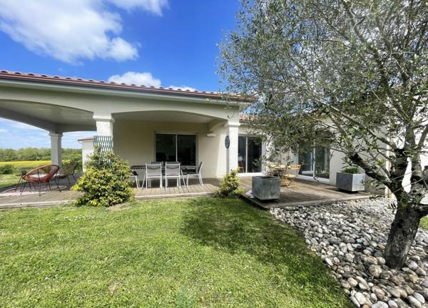 MAISON CONSTRUITE EN 2010 DE 198M² SUR UNE PARCELLE DE PLUS DE 6590M²