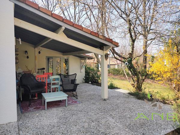 Maison familiale idéale dans un beau parc verdoyant