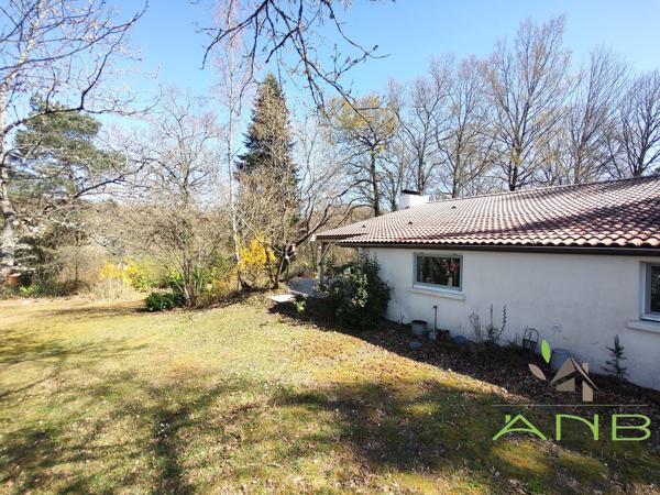 Maison familiale idéale dans un beau parc verdoyant