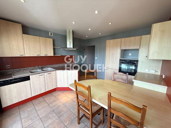 Dernier étage, vue dégagée, 110 m² de confort - Proximité Gare Viotte