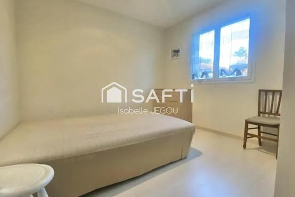 maison plain pied au calme avec piscine et cuisine d'été