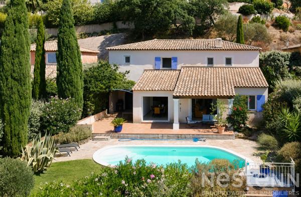 Maison avec vue exceptionnelle à vendre à La Londe-les-Maures - Secteur Valcros