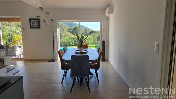 Maison avec vue exceptionnelle à vendre à La Londe-les-Maures - Secteur Valcros