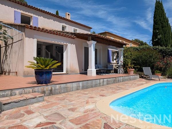Maison avec vue exceptionnelle à vendre à La Londe-les-Maures - Secteur Valcros