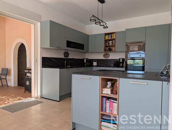 Maison avec vue exceptionnelle à vendre à La Londe-les-Maures - Secteur Valcros