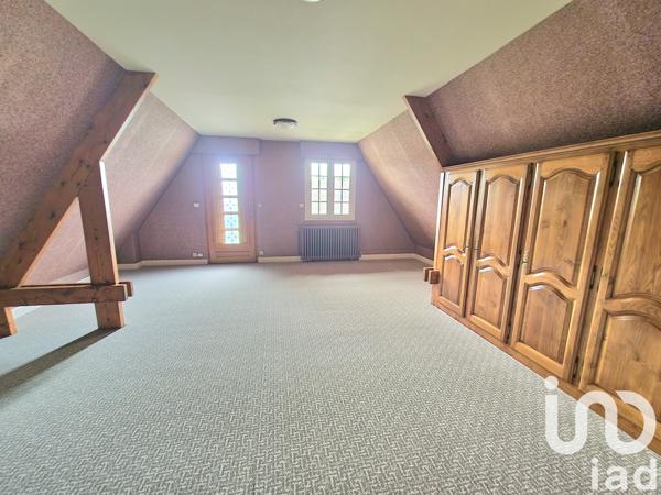 Maison à vendre 9 pièces 242 m² Forges-les-Eaux