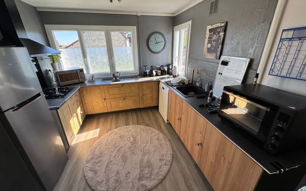 Maison à vendre    2 pièces •  Uzay-le-Venon