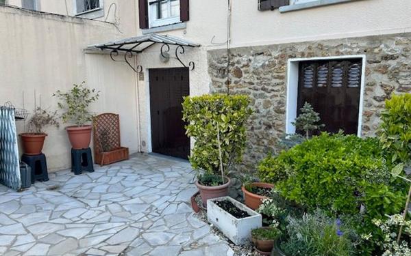 Appartement à louer    2 pièces • 45,50 m2 Chelles