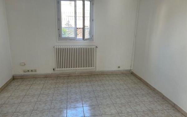 Appartement à louer    2 pièces • 45,50 m2 Chelles