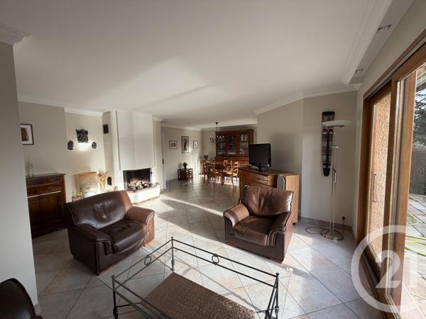 Maison à vendre  6 pièces - 157,60 m2 ST CYR AU MONT D OR - 69