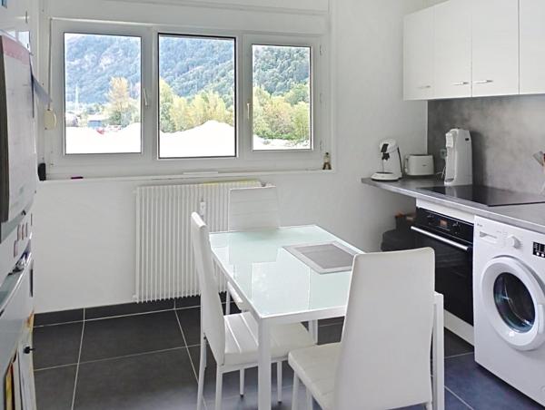 Ascenseur valléen, bus, écoles