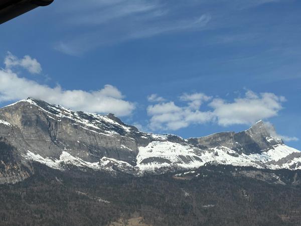 Ascenseur valléen, bus, écoles