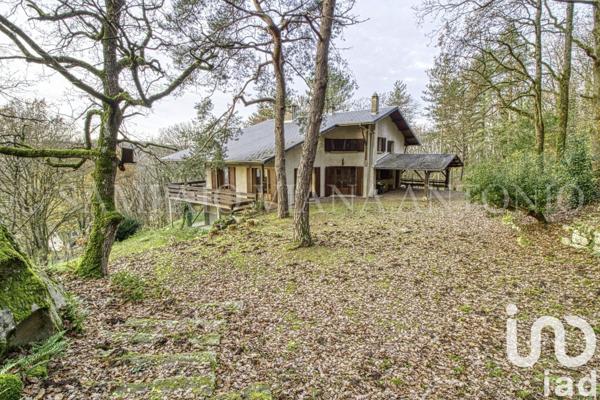 Maison 11 pièces de 339 m² à La Ferté-Alais (91590)