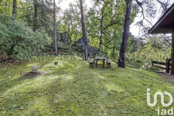 Maison 11 pièces de 339 m² à La Ferté-Alais (91590)