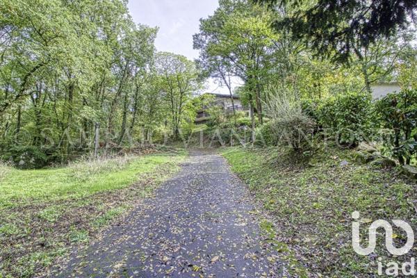 Maison 11 pièces de 339 m² à La Ferté-Alais (91590)