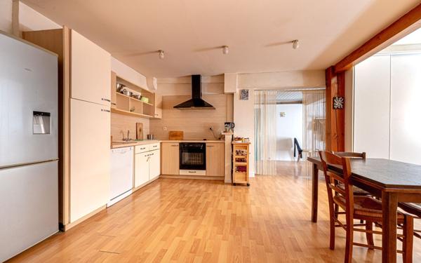 Appartement à vendre    3 pièces • 104,26 m2 Limoges