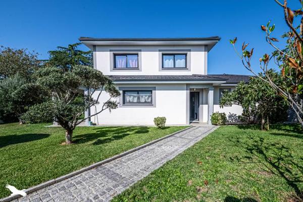 Maison à vendre |  Floirac |  6 pièces | 173 m²