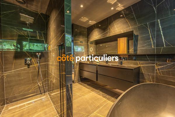 Vente Maison260 m² - 7 Pièces - NANTES (44000)