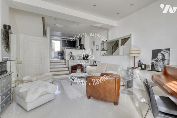 Maison de ville avec terrasse 