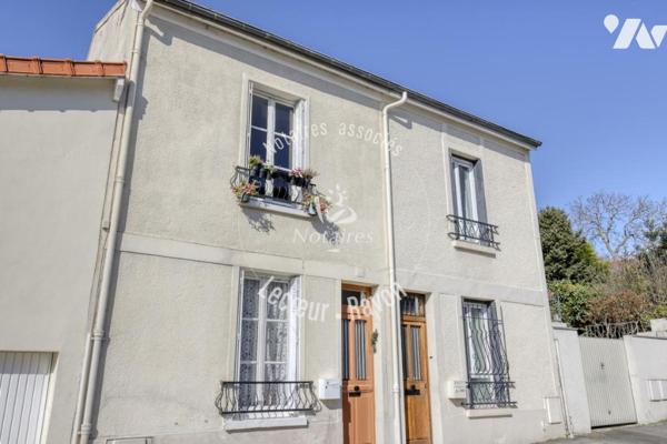 Maison de ville avec terrasse 