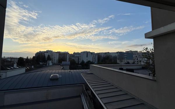 Appartement à louer    2 pièces • 46,70 m2 Joinville-le-Pont