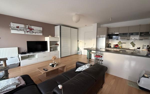 Appartement à louer    2 pièces • 46,70 m2 Joinville-le-Pont
