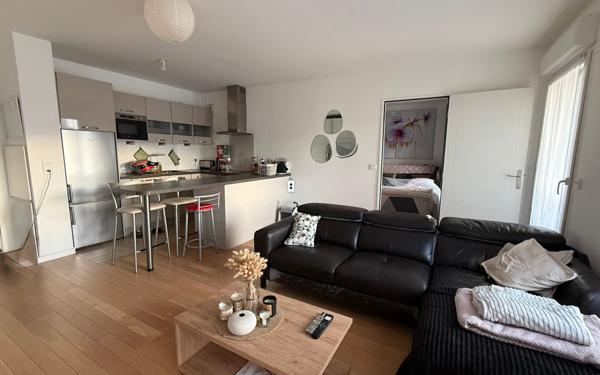 Appartement à louer    2 pièces • 46,70 m2 Joinville-le-Pont